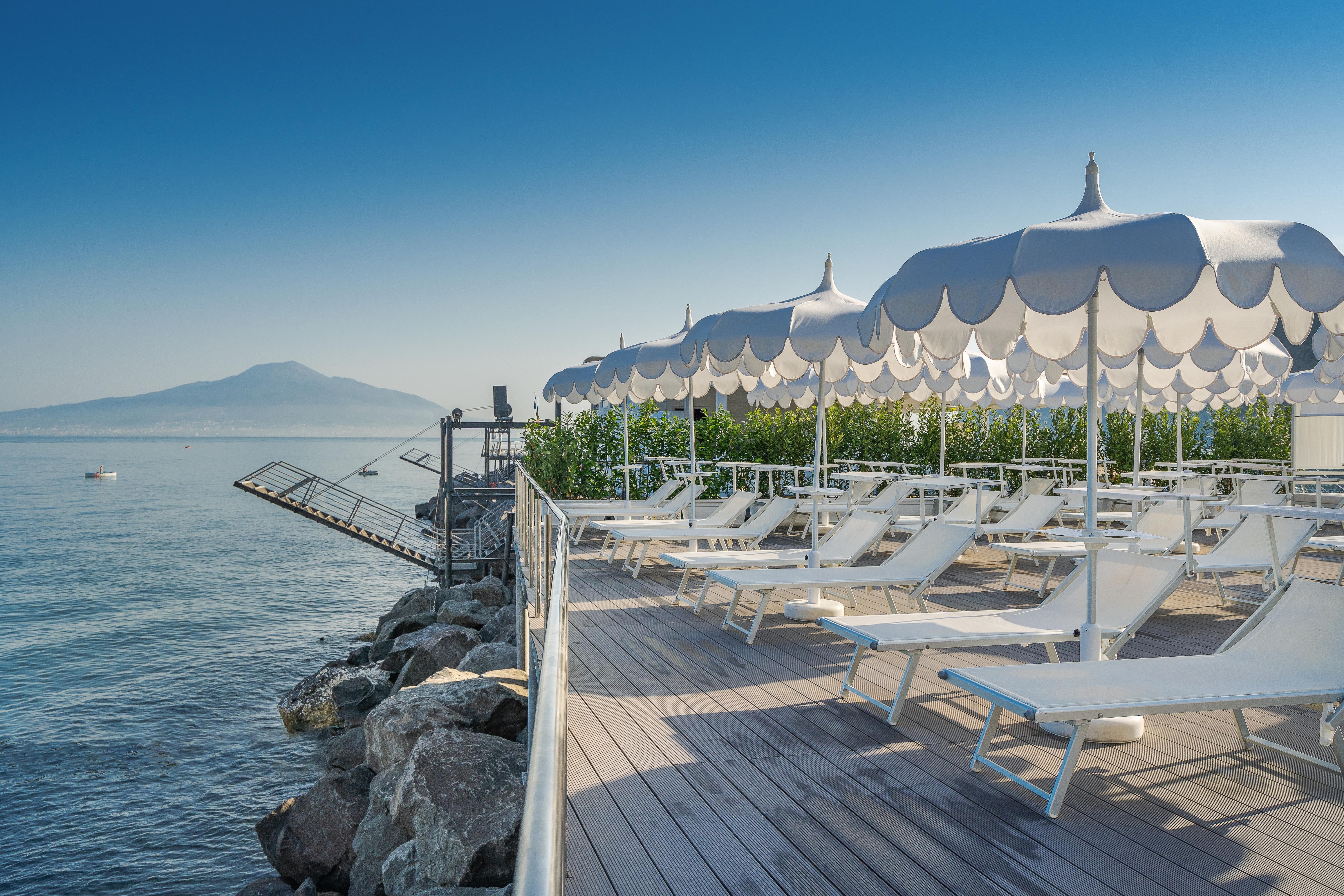 Hotel Mary Віко-Екуенсе Екстер'єр фото