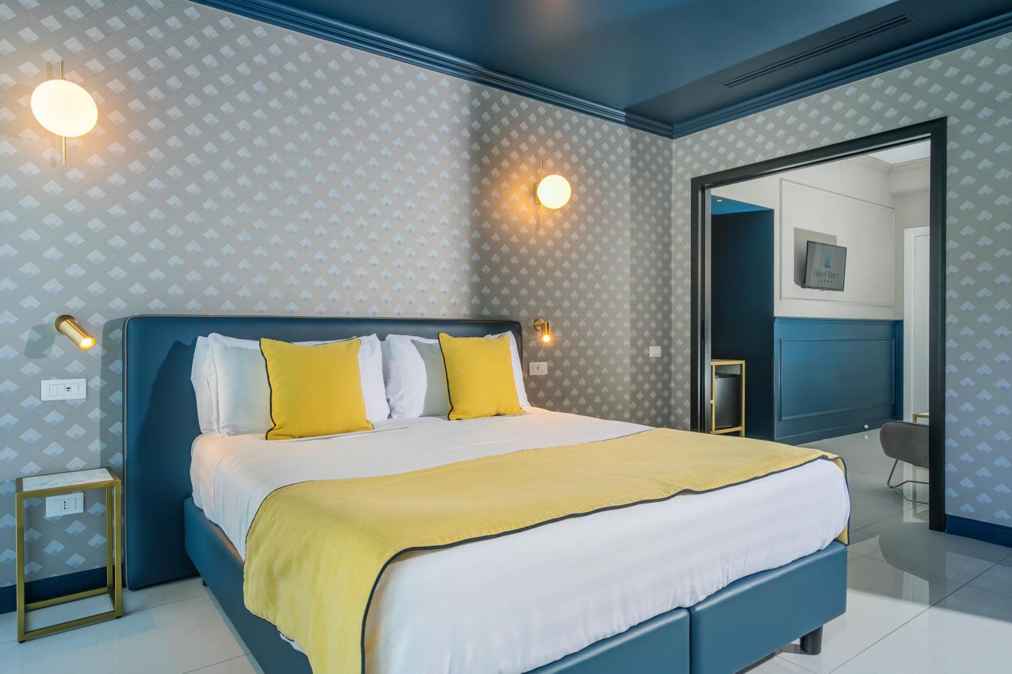 Hotel Mary Віко-Екуенсе Екстер'єр фото